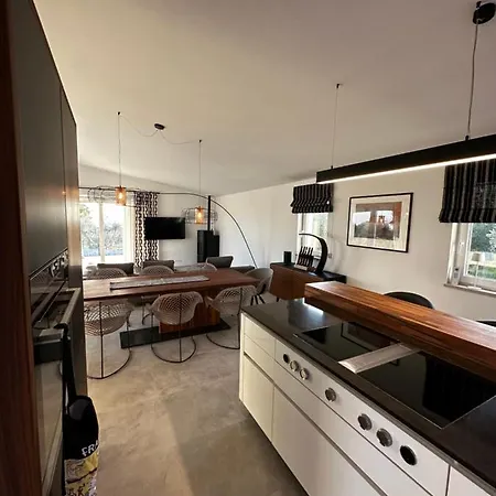 Claudia Casa de Férias *